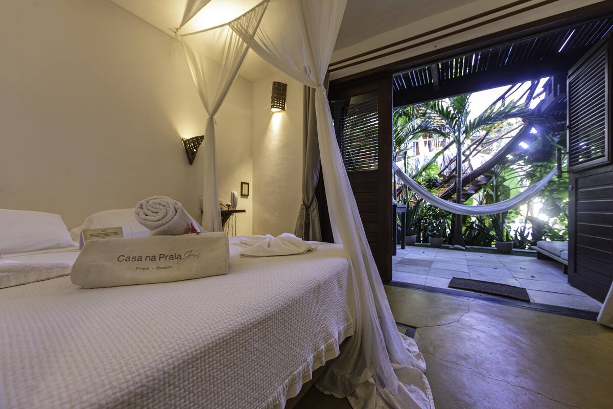 Suite Com Jardim Tropical | Minibar, Zimmersafe, Verdunkelungsvorhänge, Bügeleisen/Bügelbrett
