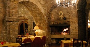 Italian cuisine - Relais il Castello (Monte Castello di Vibio)