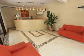 Reception - Hotel Plaza Tangolunda (Santa María Huatulco)