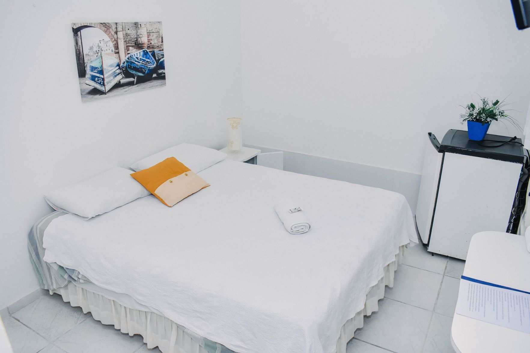 Minibar, cortines opaques, wifi gratuïta i roba de llit 
