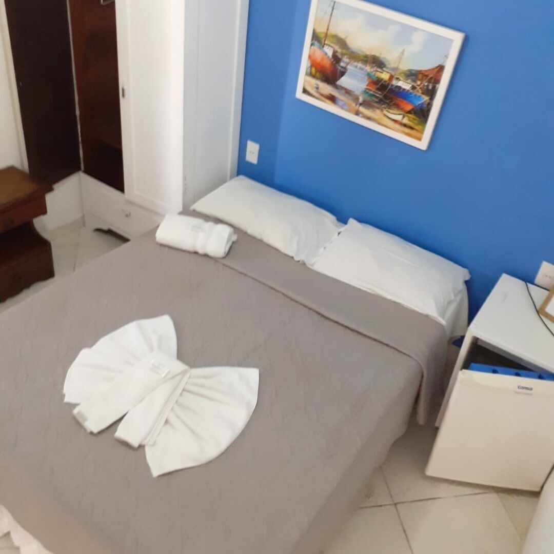 Minibar, cortines opaques, wifi gratuïta i roba de llit 