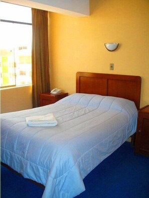 Double Room | Desk, rollaway beds, free WiFi