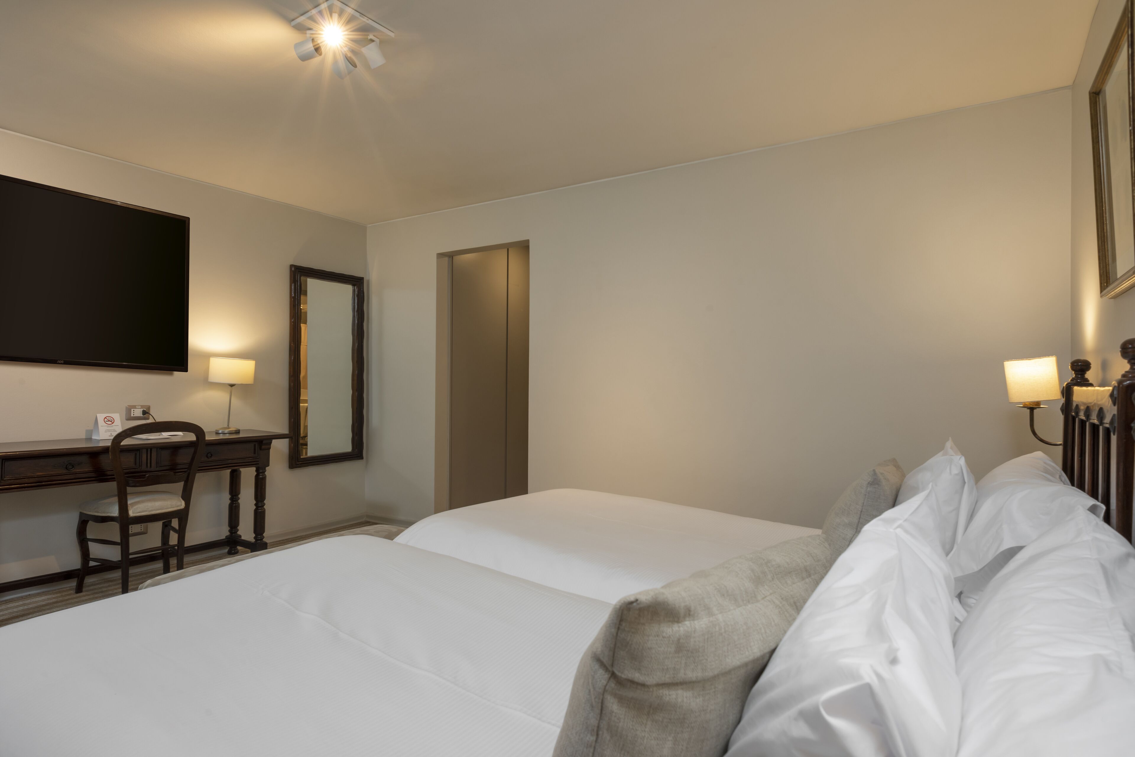 superior twin room | 1 bedroom, in-room safe, iron/ironing board, free wifi