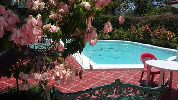 Alberca al aire libre