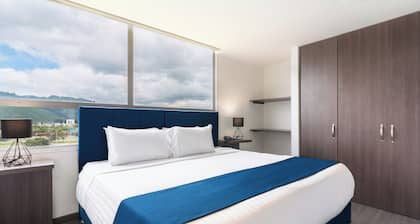 Pop Art Hotel Tocancipá y Centro de Convenciones