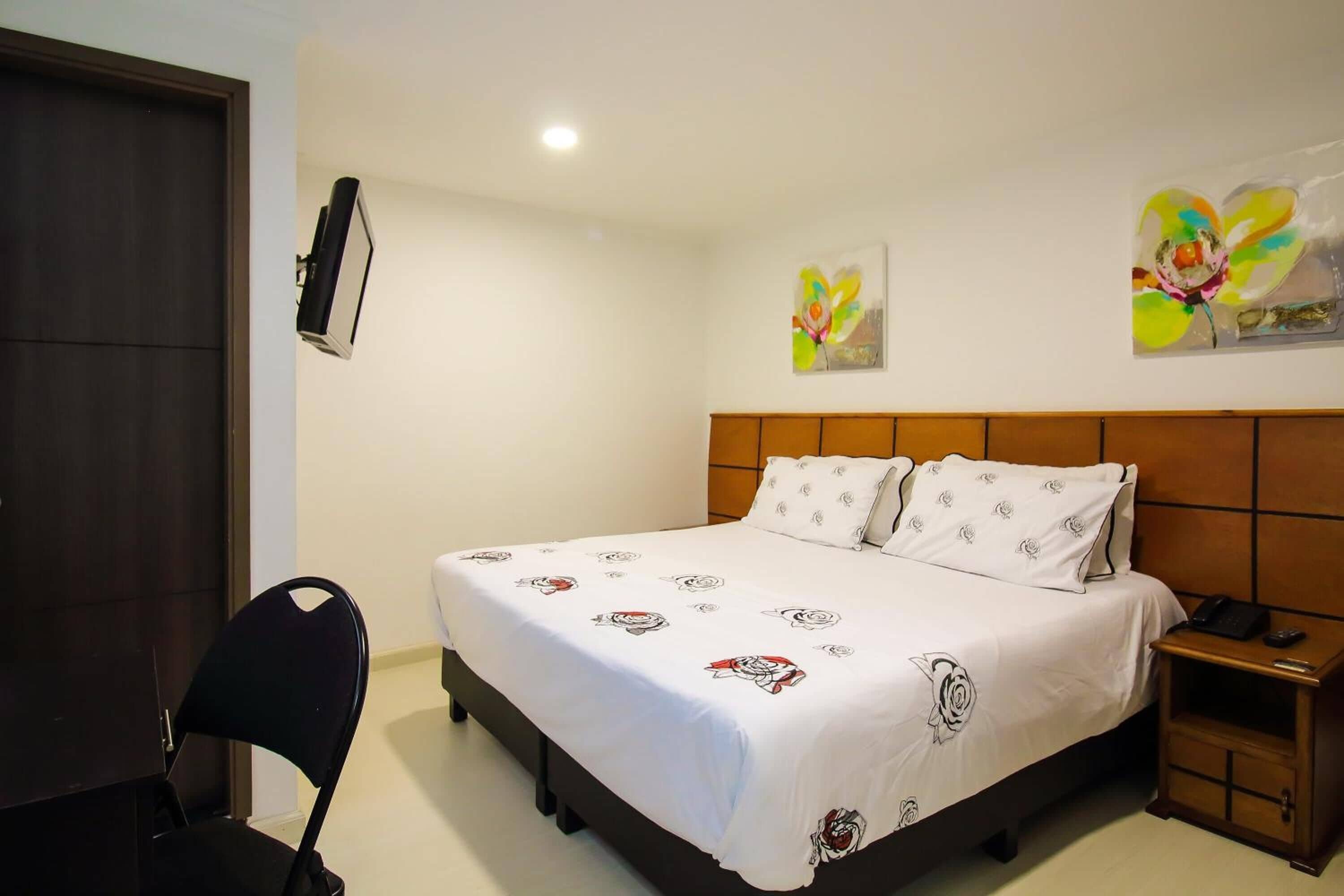 in-room safe, desk, iron/ironing board, free wifi