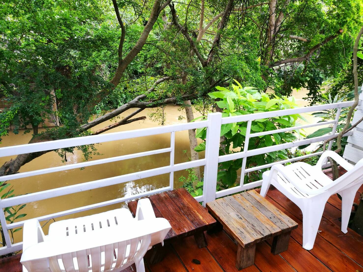 Villa Riverview Balcony | バルコニー