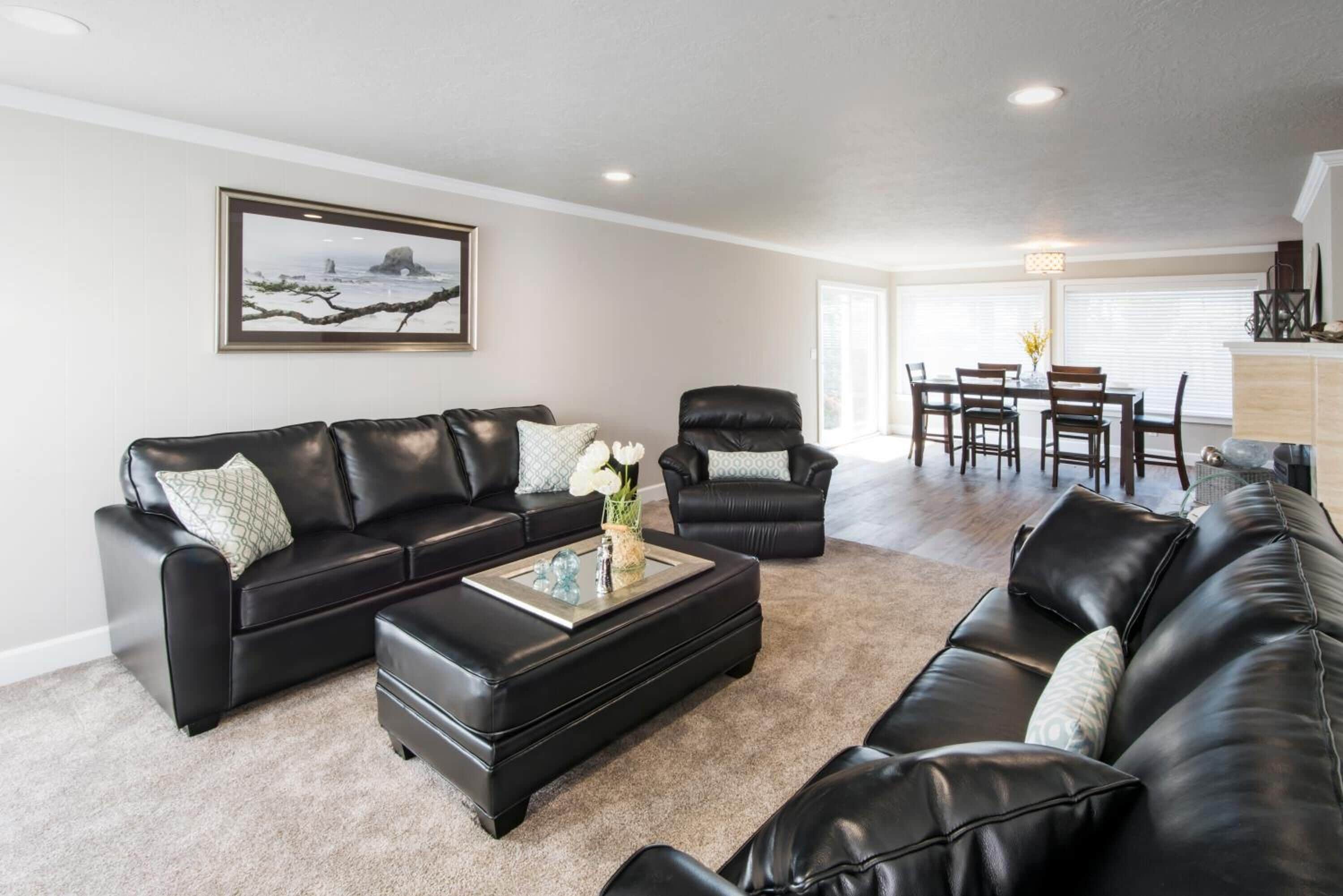 Deluxe Condo, 2 Bedrooms, 2 Bathrooms, Ground Floor | Living room | Flat-screen TV, DVD player