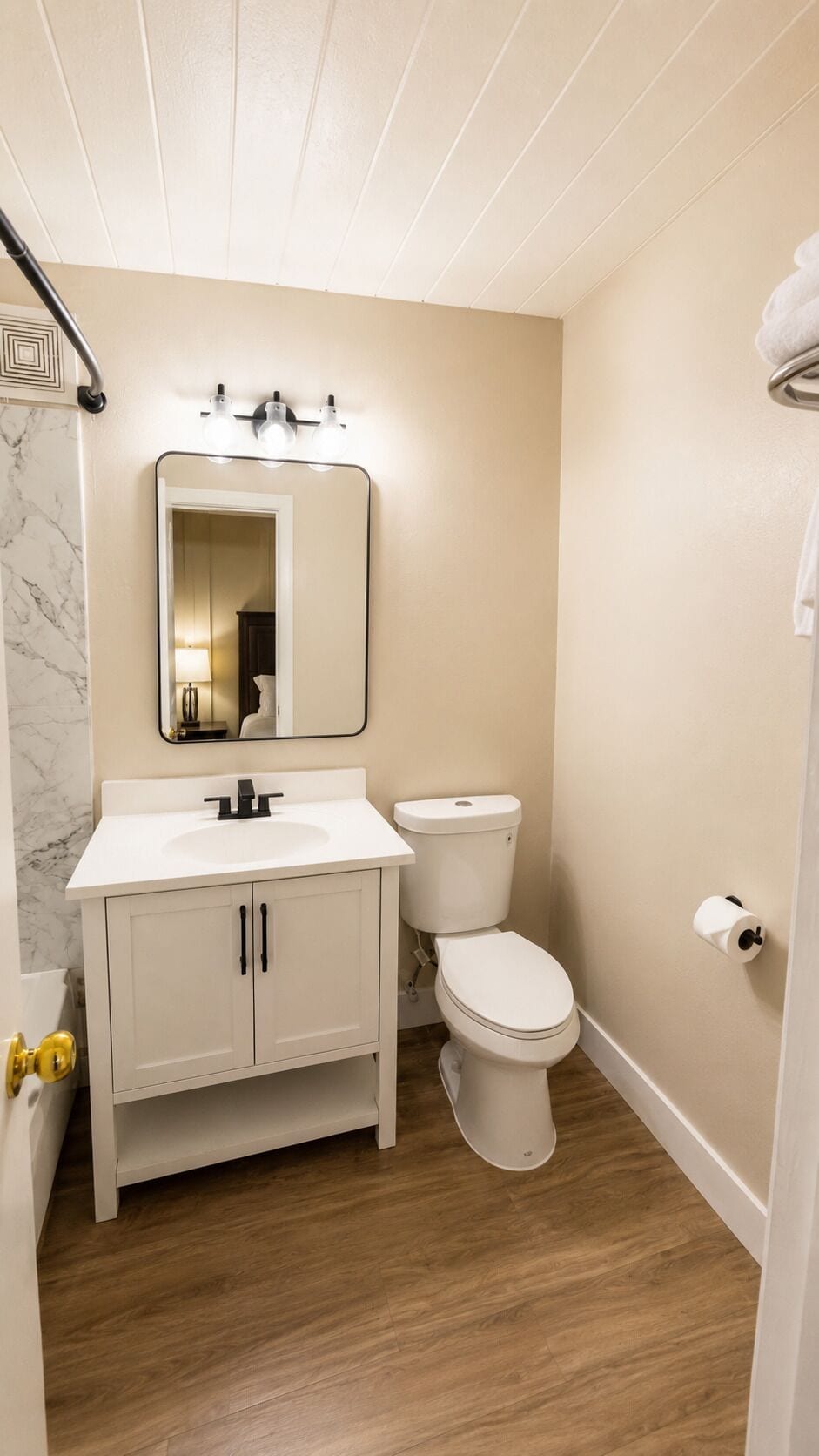 Articles de toilette (gratuits), serviettes fournies