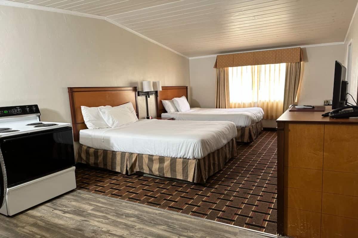 Room, 2 Queen Beds, Kitchenette | 1 bedroom, desk, iron/ironing board, free WiFi