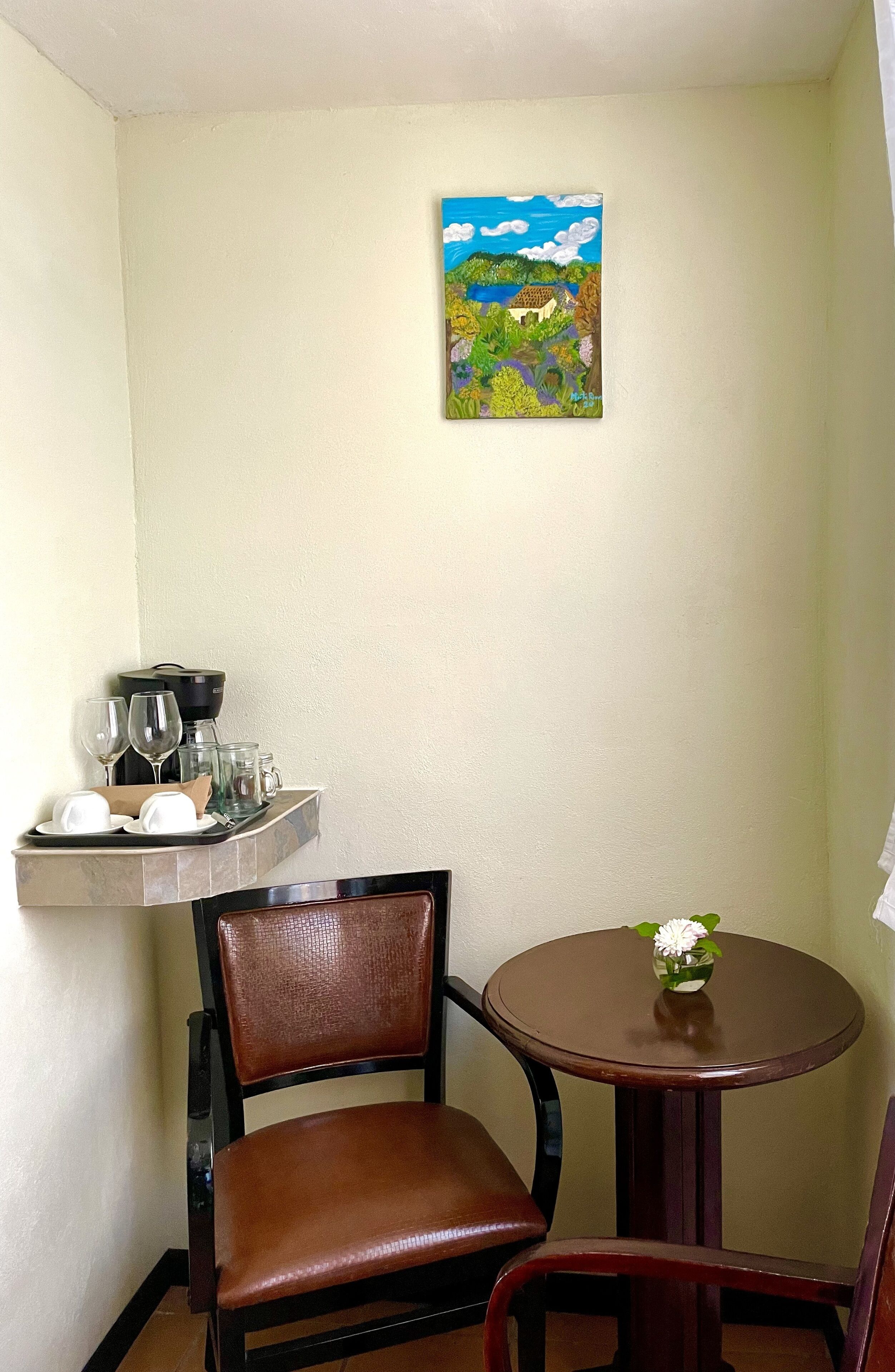 family double room | living area | flat-screen tv