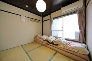 2 bedrooms, iron/ironing board, free WiFi, bed sheets - Oyado Kyoto Station 1 (Kyoto)