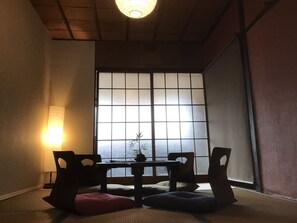 Basic House, 3 Bedrooms, Non Smoking, City View