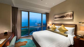 Premium bedding, in-room safe, desk, blackout curtains