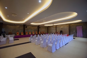 Meeting facility - Ruenphukarn Resort (Huai Yot)