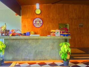 Interior entrance - Ruenphukarn Resort (Huai Yot)