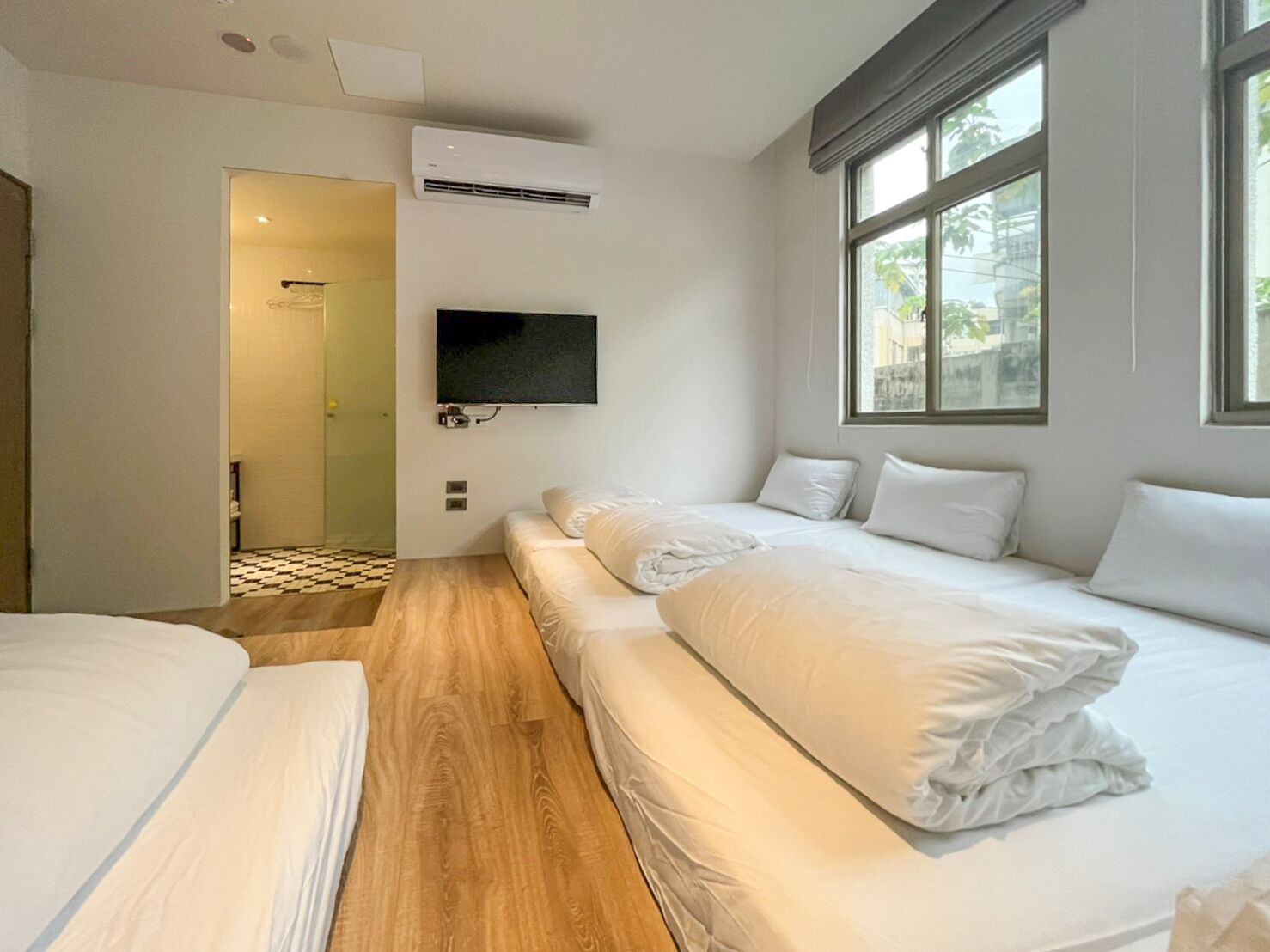 Neljän hengen gallery-huone | Äänieristys, ilmainen Wi-Fi, vuodevaatteet