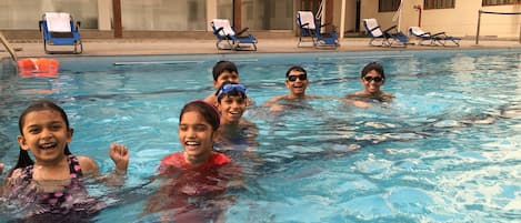 Indoor pool, 2 outdoor pools