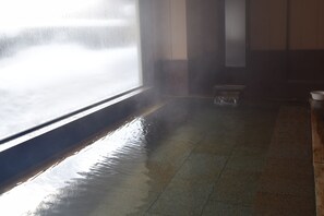 Bain à remous intérieur