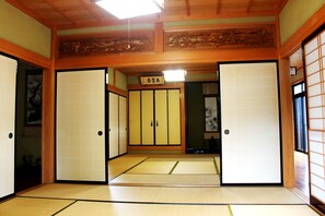 Desk, free rollaway beds, free WiFi - Green Tourism Minshuku Kirakuen (Takayama)