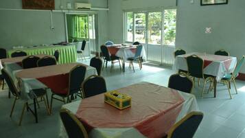 Inbegriffenes Frühstück zum Mitnehmen