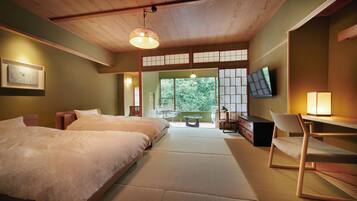 Japanese Style Twin Room, Non Smoking | Down comforters, in-room safe, individually decorated, free WiFi
