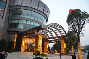 Mặt tiền nơi lưu trú