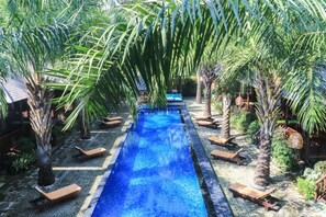 Courtyard view - Coconut Boutique Resort (Senggigi)