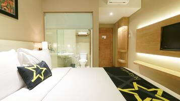 Star Sleep | Blackout drapes, free WiFi, bed sheets