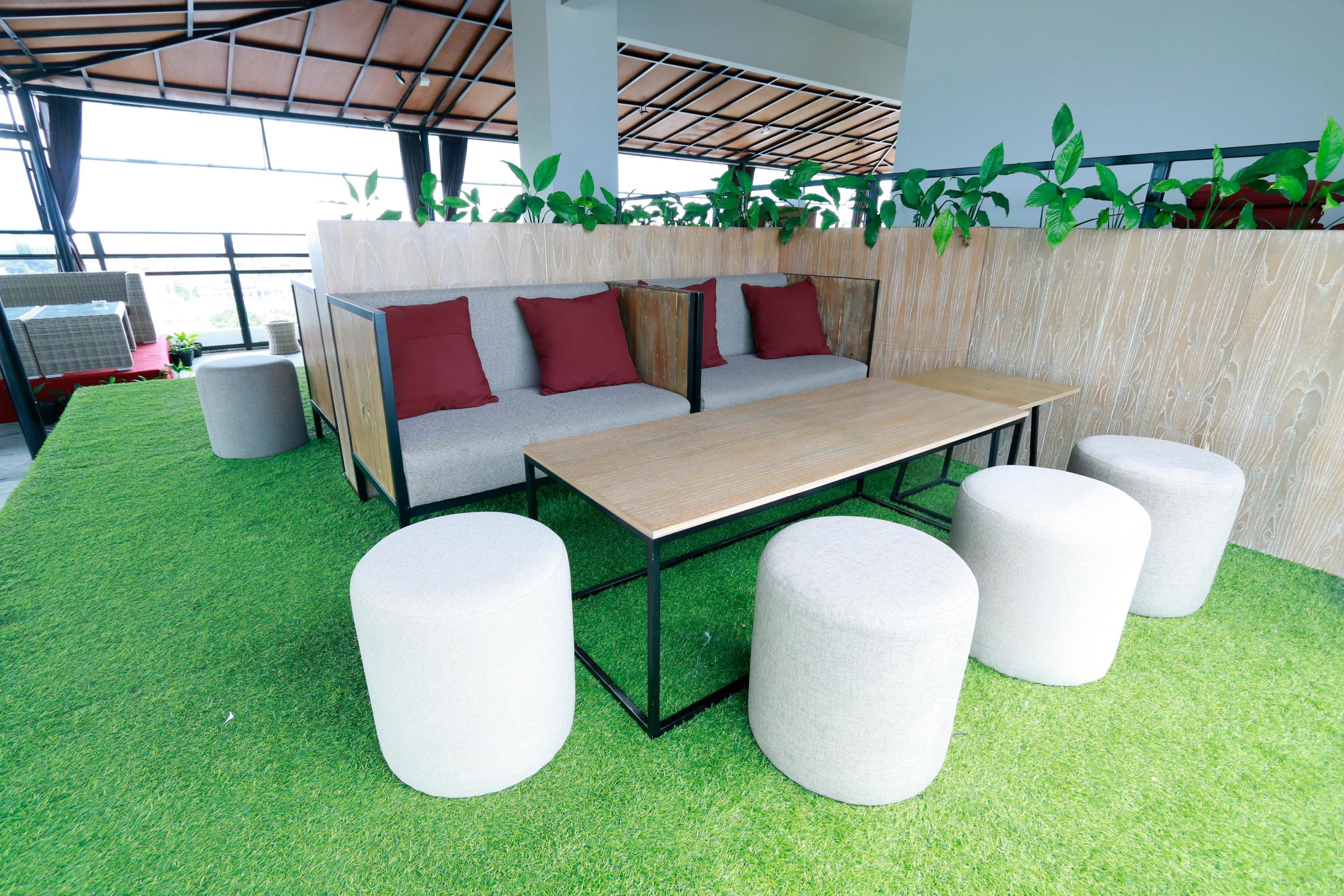 Foto - Yellow Star Gejayan Hotel