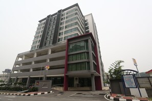 Front of property - Nexus Regency Suites & Hotel (Shah Alam)