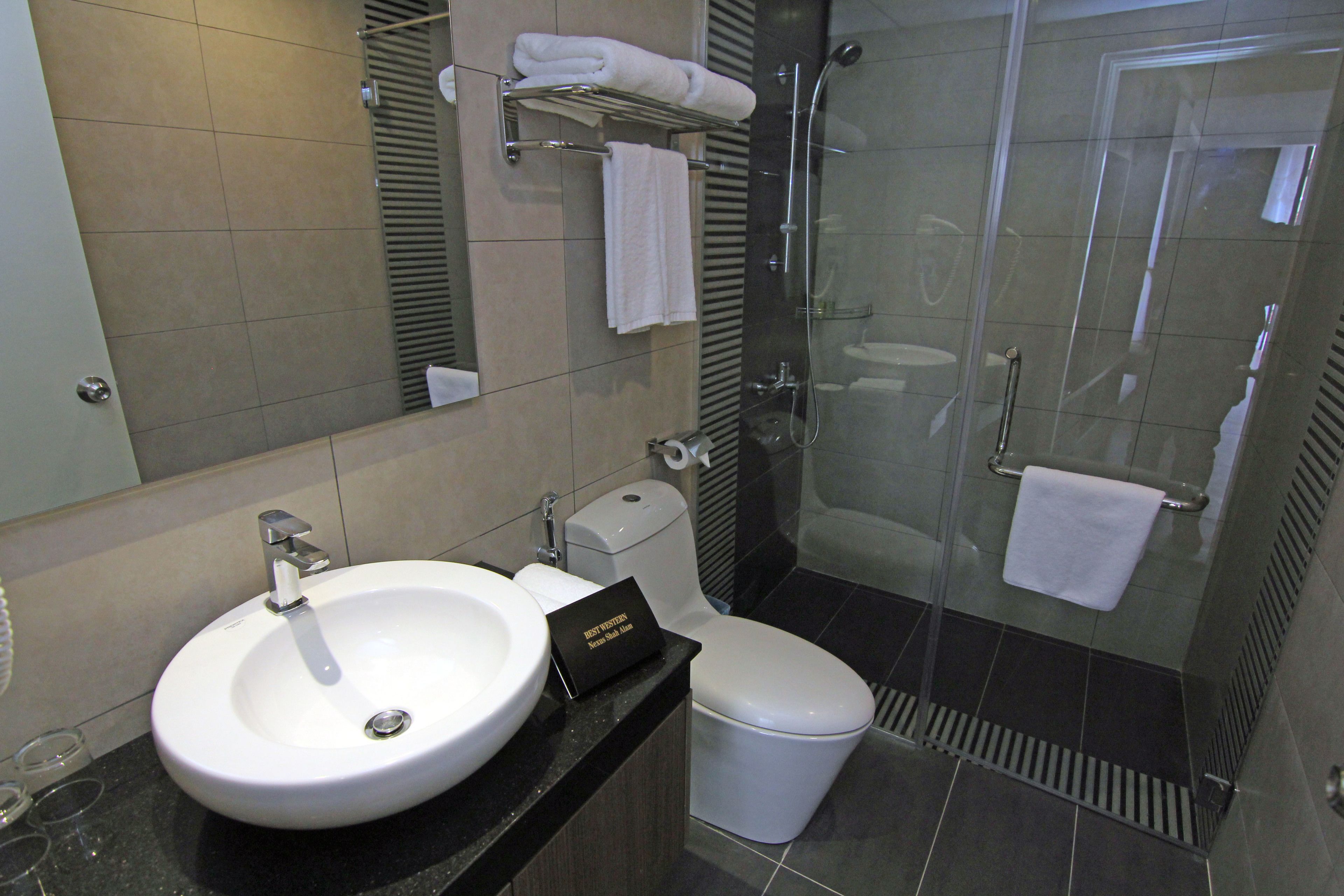 Foto - Nexus Regency Suites & Hotel