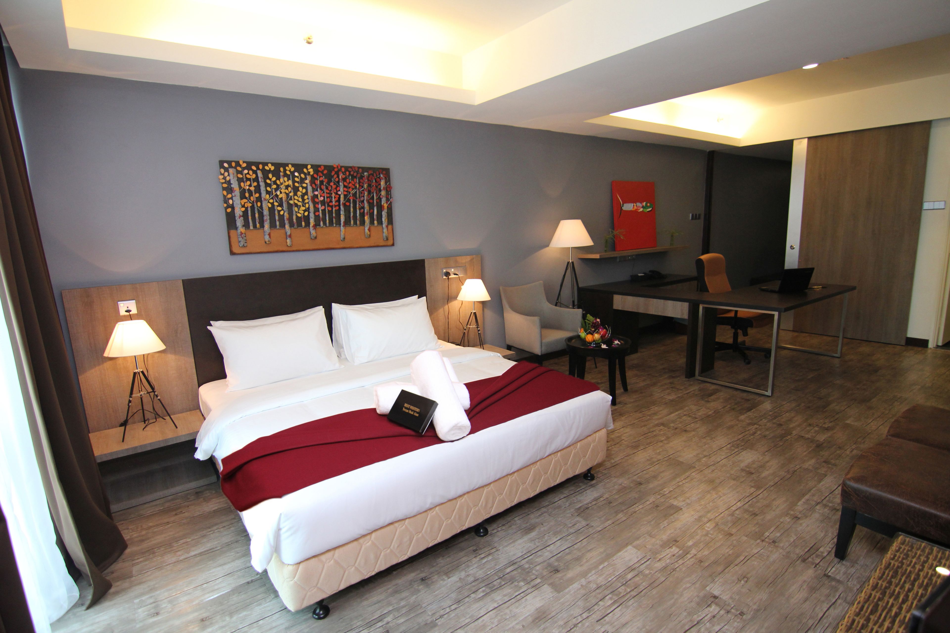 Photo - Nexus Regency Suites & Hotel