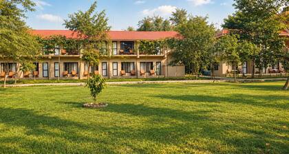 Lumbini Buddha Garden Resort