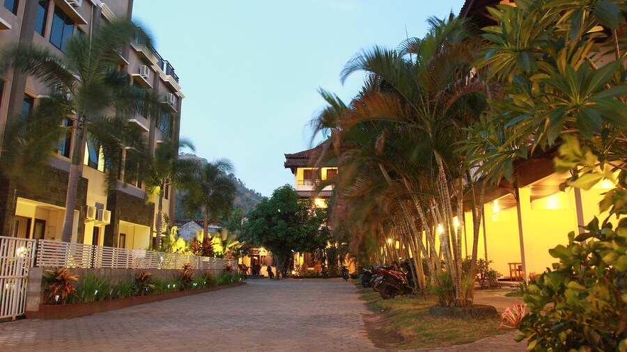 Puri Senggigi Hotel