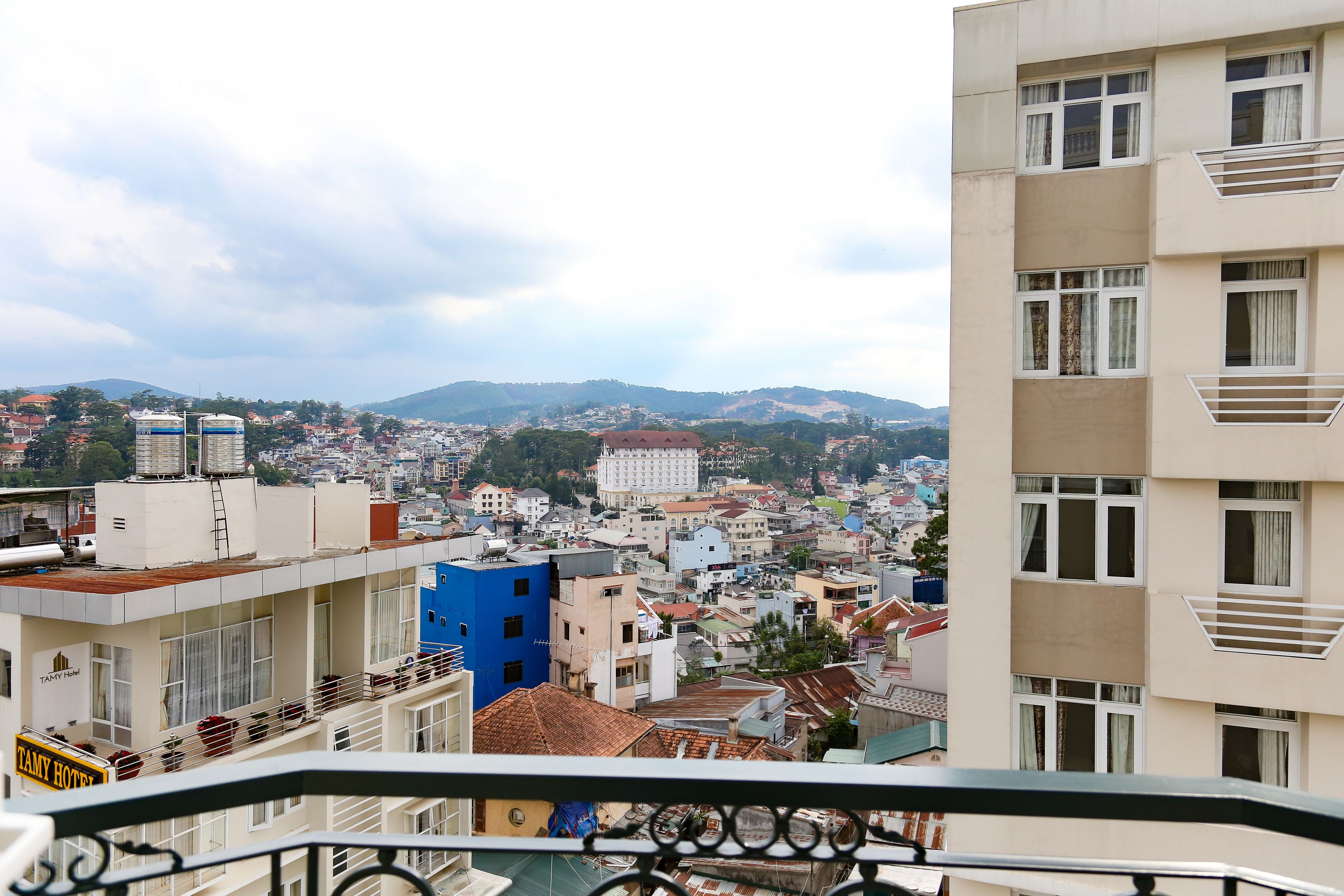 deluxe family room  | view from room