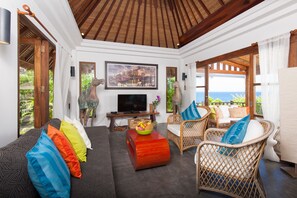 Flat-screen TV, DVD player - The Fisherman's Villas (Koh Tao)