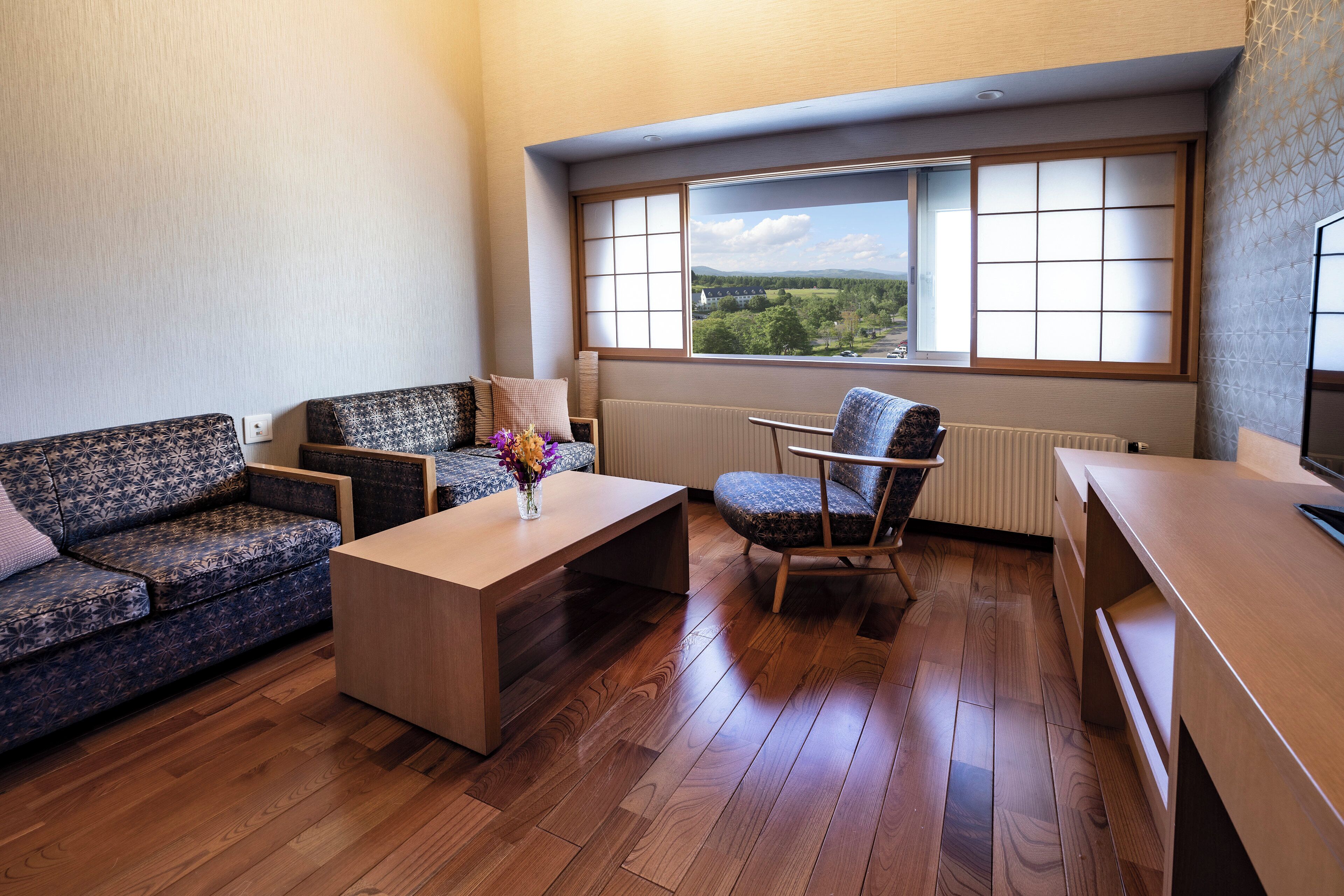 Dúplex, 2 camas individuales (Japanese) | 1 habitación, escritorio, cortinas blackout y wifi gratis 