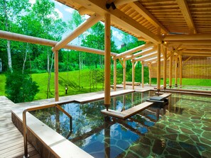 Hot springs - Crowne Plaza Resort Appi Kogen by IHG (Hachimantai)