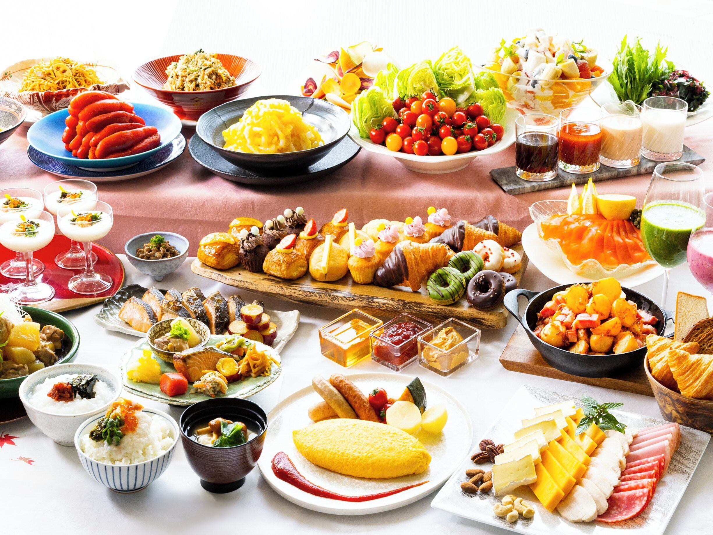 Sarapan prasmanan setiap hari (JPY 3500 per orang)