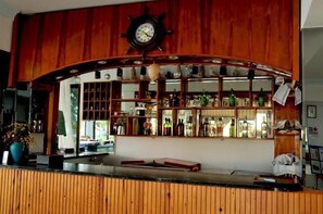 Bar (on property) - Royal Hotel Alanya (Alanya)