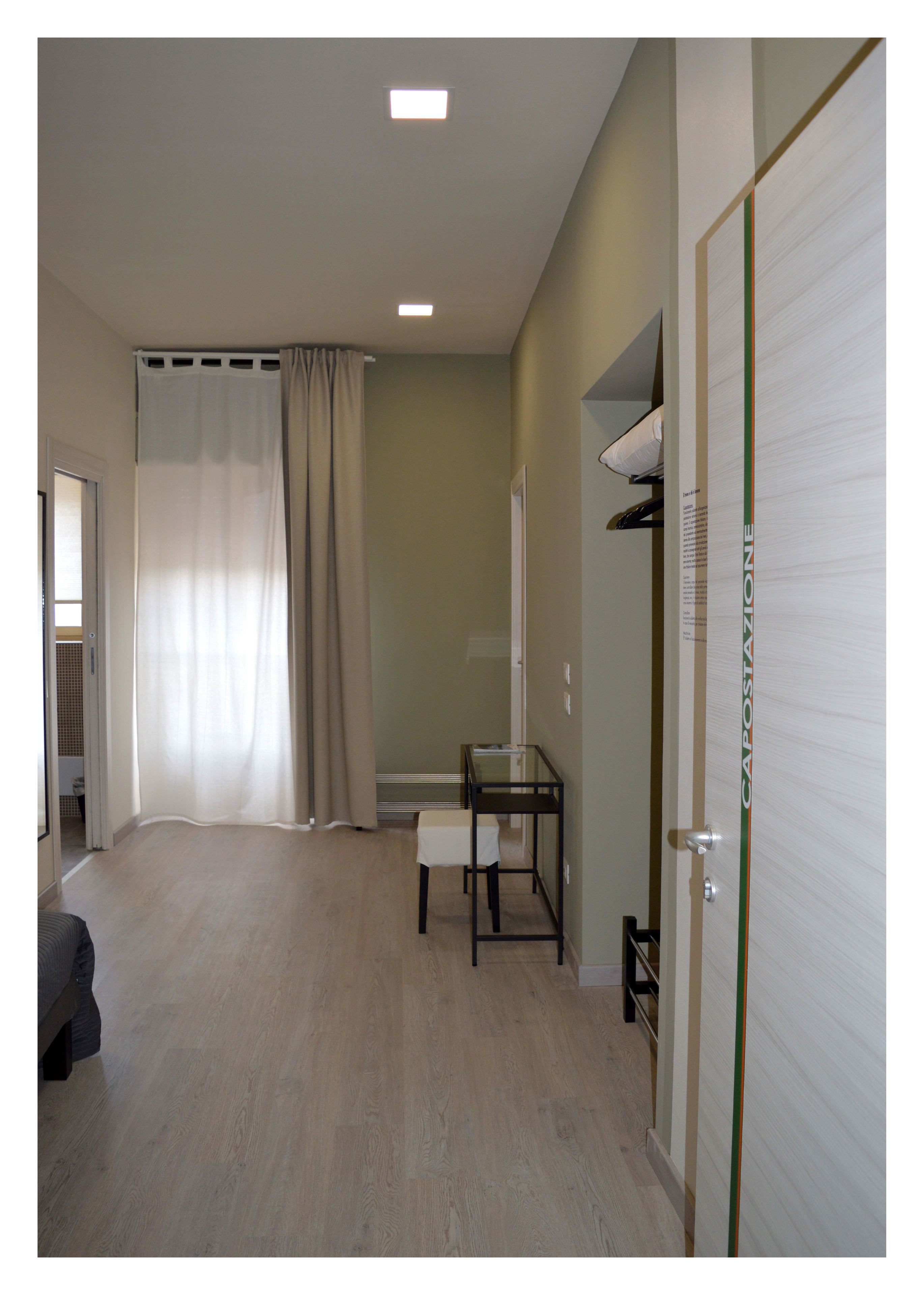 Dreibettzimmer, mit Bad, Hügelblick