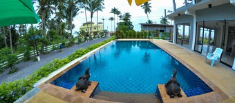 Phangpring Beach Resort