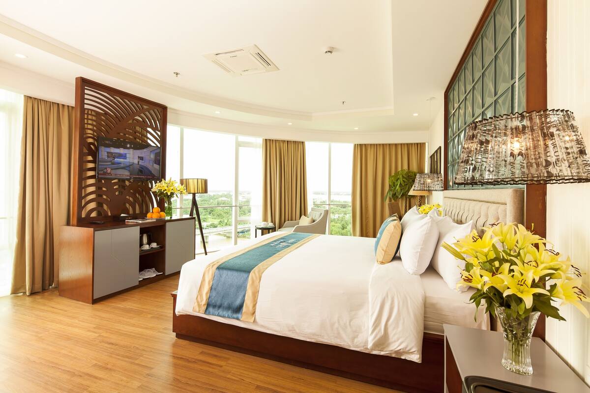 premium deluxe, double bed | view from room