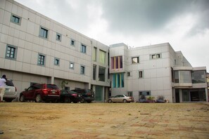 Front of property - Paris Suites (Lagos)
