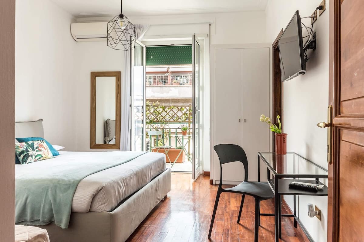Desk, iron/ironing board, cots/infant beds, free WiFi