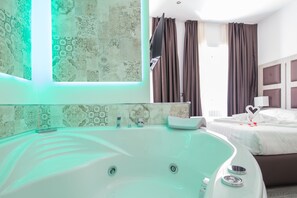 Deluxe-Zimmer, Whirlpool | Whirlwanne