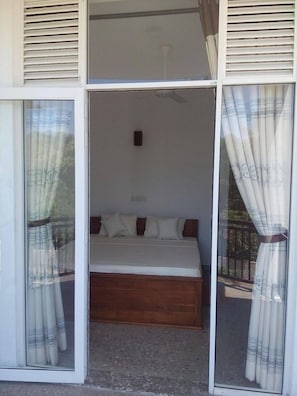Kamar Double Deluks | 1 kamar tidur, ruang kerja ramah laptop, dan setrika/meja setrika