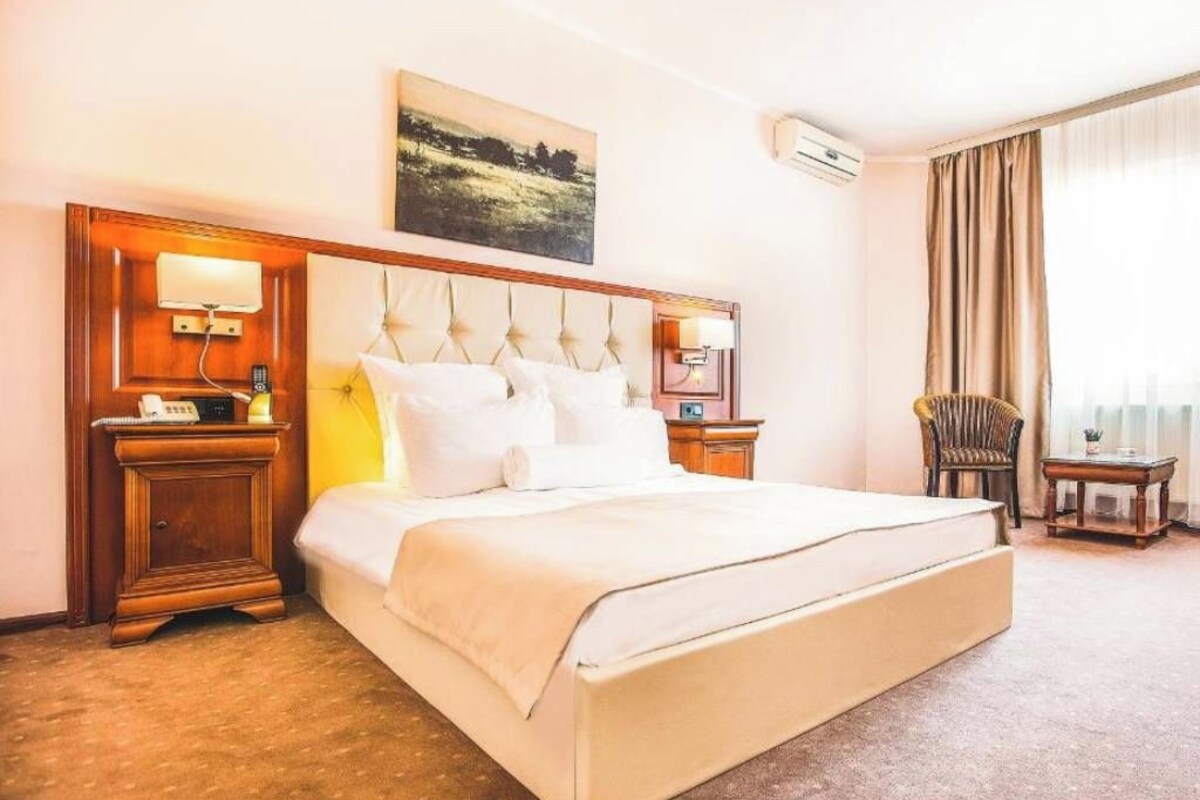 Standard Double or Twin Room, 1 Queen Bed