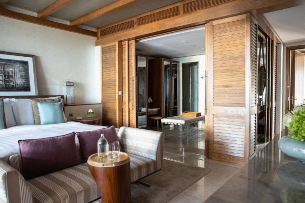 Deluxe Room with Resort View